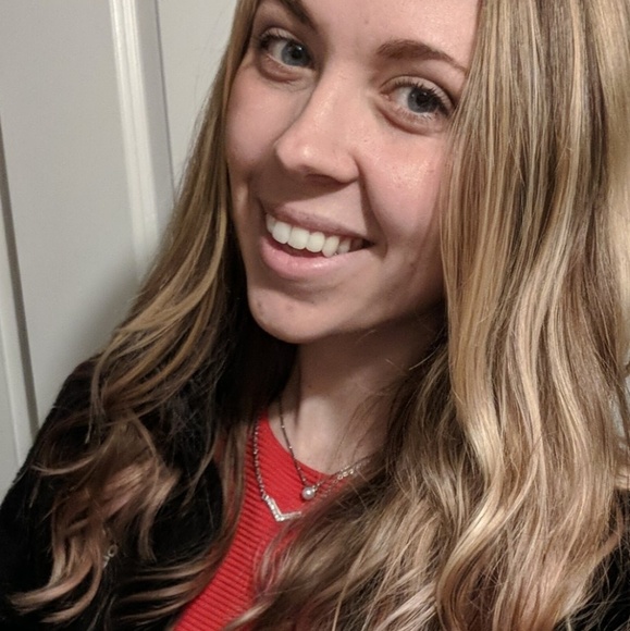 Meet your Posher, Rachael - Picture 2 of 2